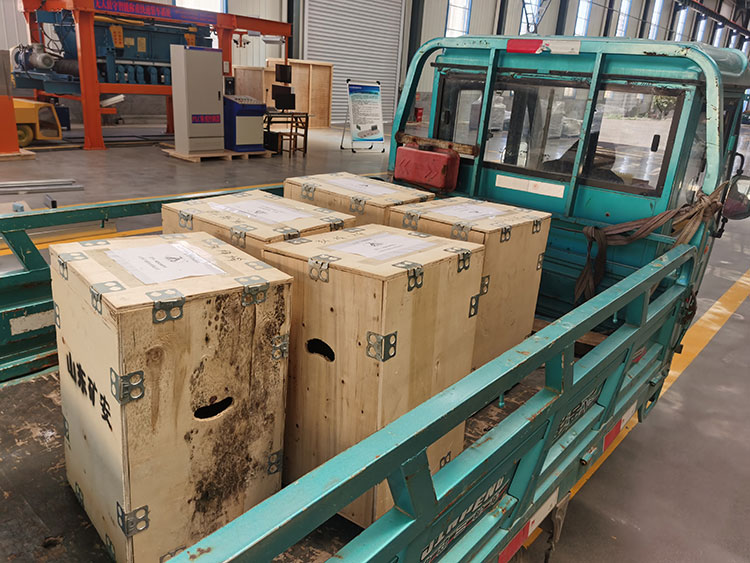 山東礦安一批氣動隔膜泵發(fā)往河南鄭州