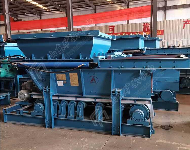 甲帶式給煤機(jī)