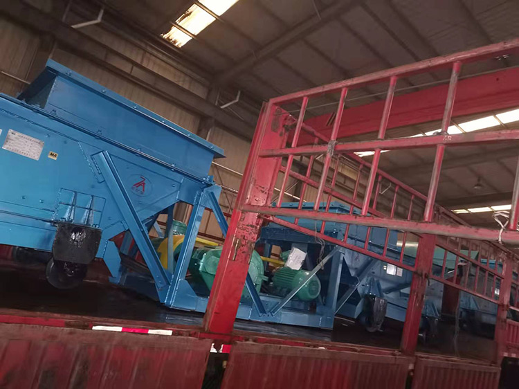 山東礦安機電生產的往復式給料機發(fā)往山西臨汾