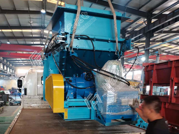 山東礦安機電兩臺液壓甲帶給煤機發(fā)往山西長治