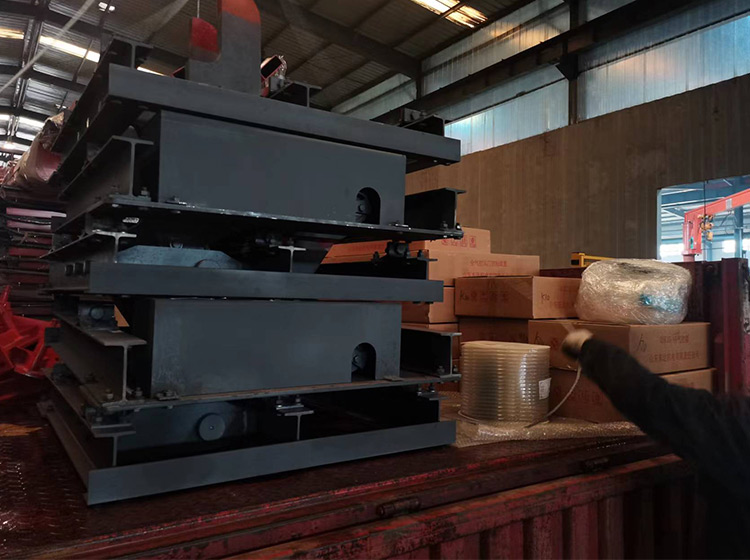 山東礦安一批氣動(dòng)臥閘發(fā)往山西泉州